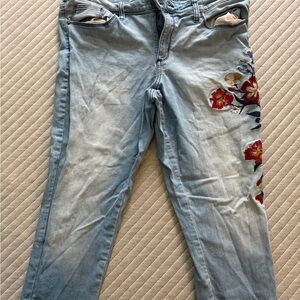 Universal Thread Light Blue Floral Jeans